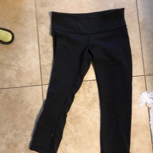 Lulu Size 8 winder under crops